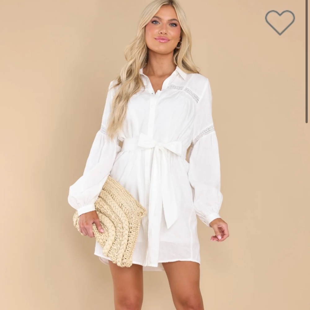 WOW THE CROWD WHITE DRESS